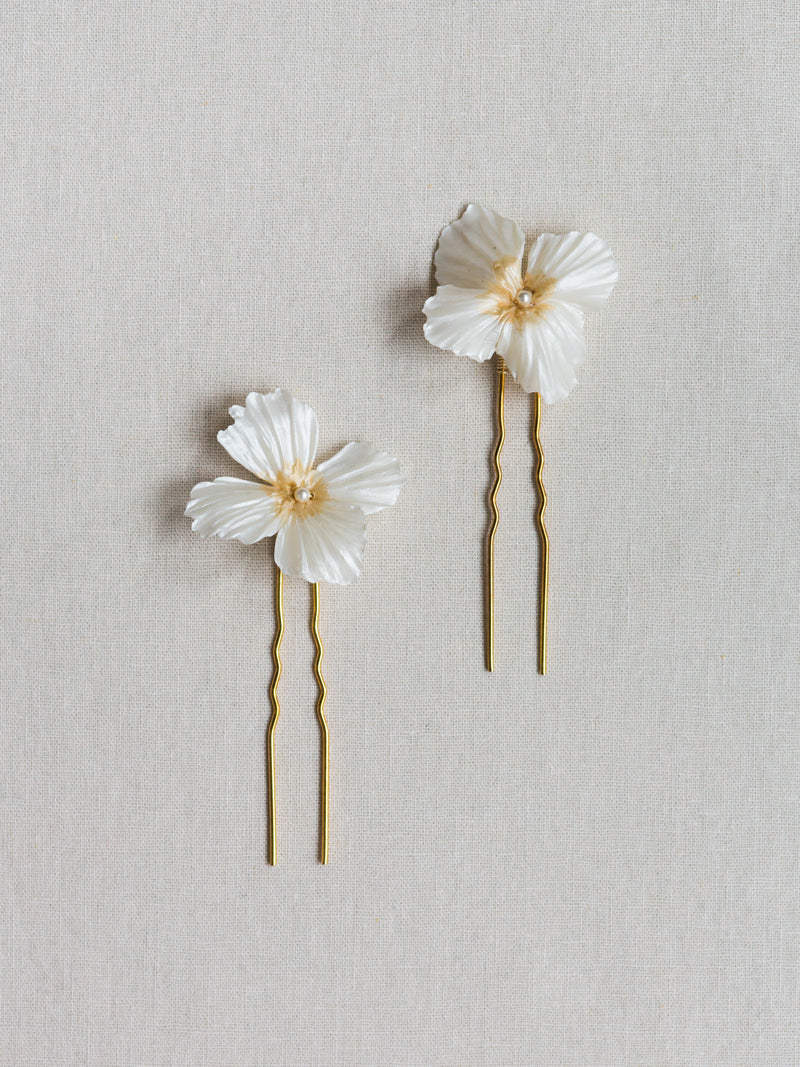 Daisy Hair Pins